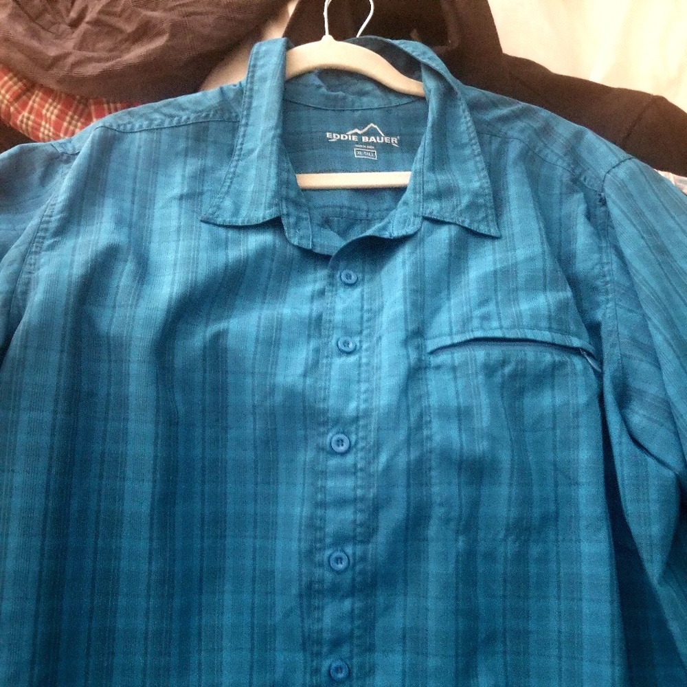 Mens Eddie Bauer  button down short sleeve